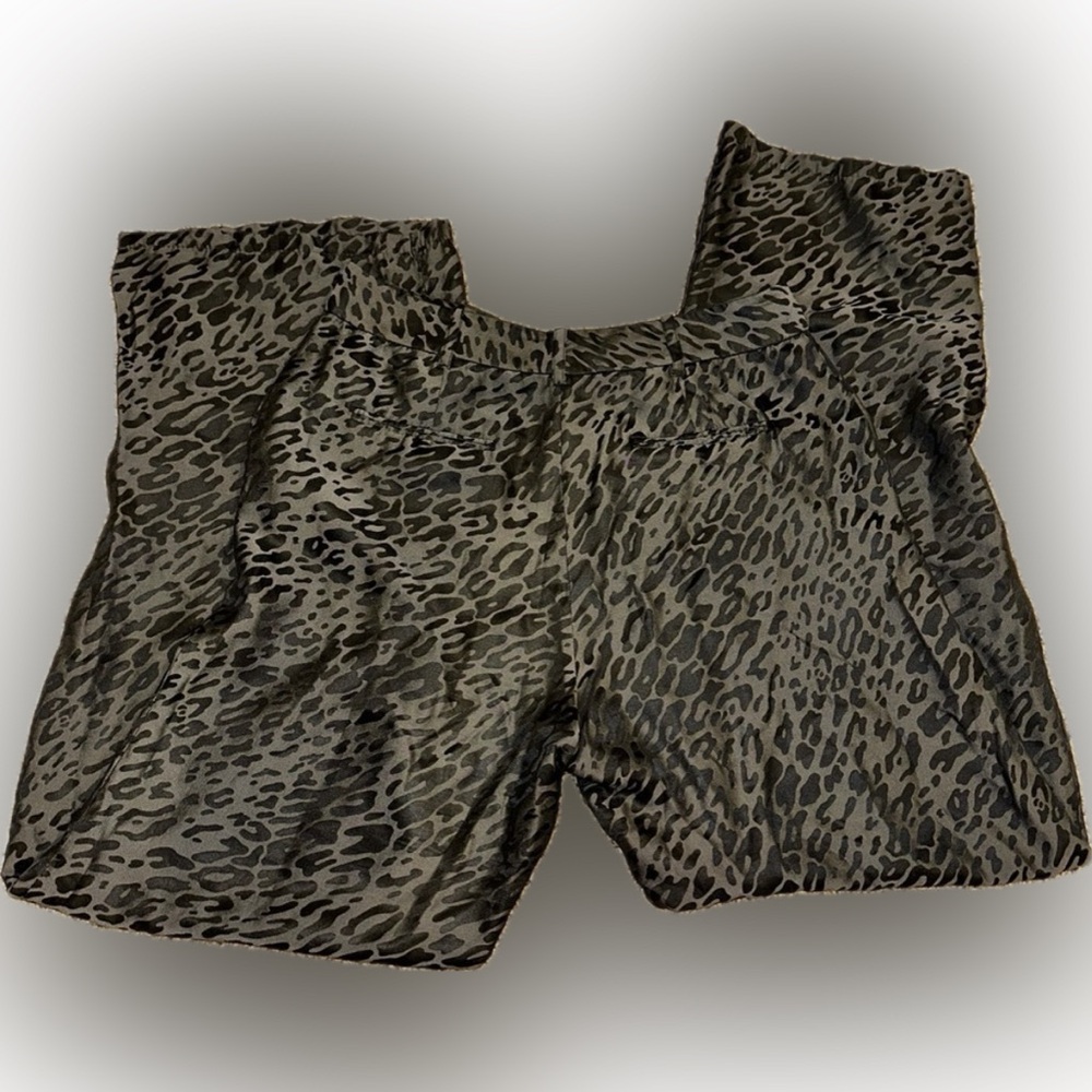 REVOLVE EQUIPMENT SILK BLEND BLACK LEOPARD PRINT ARWEN PANTS - Picture 3 of 3